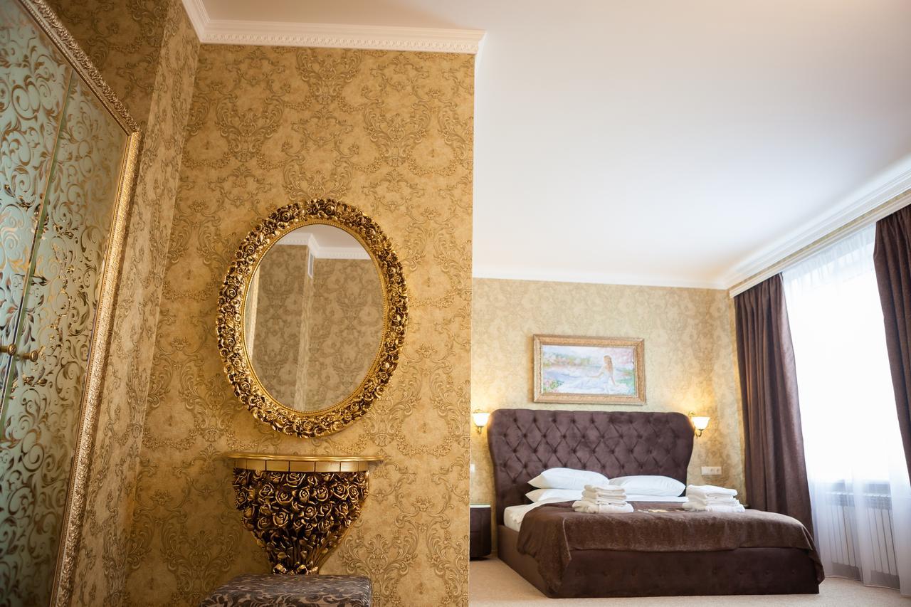 Astoria Hotel Nikolayev Ngoại thất bức ảnh